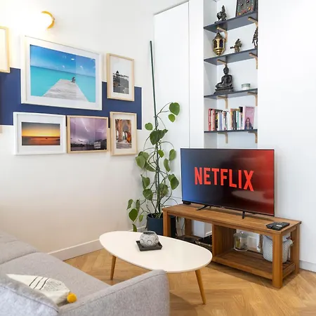 Avec Piscine Metro Convention アパート パリ