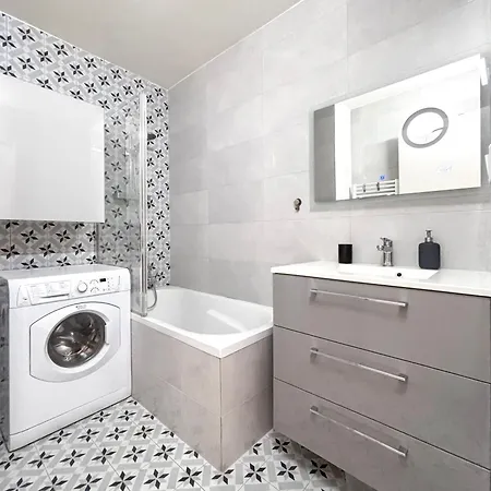 Avec Piscine Metro Convention アパート パリ