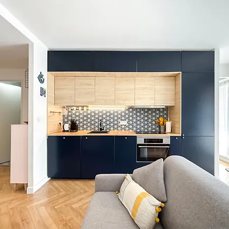 Avec Piscine Metro Convention