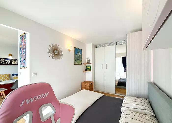 Avec Piscine Metro Convention Appartement